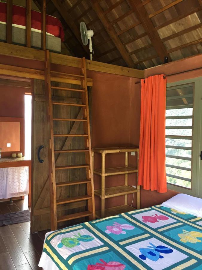 Pension Villa Enata Atuona Exteriör bild