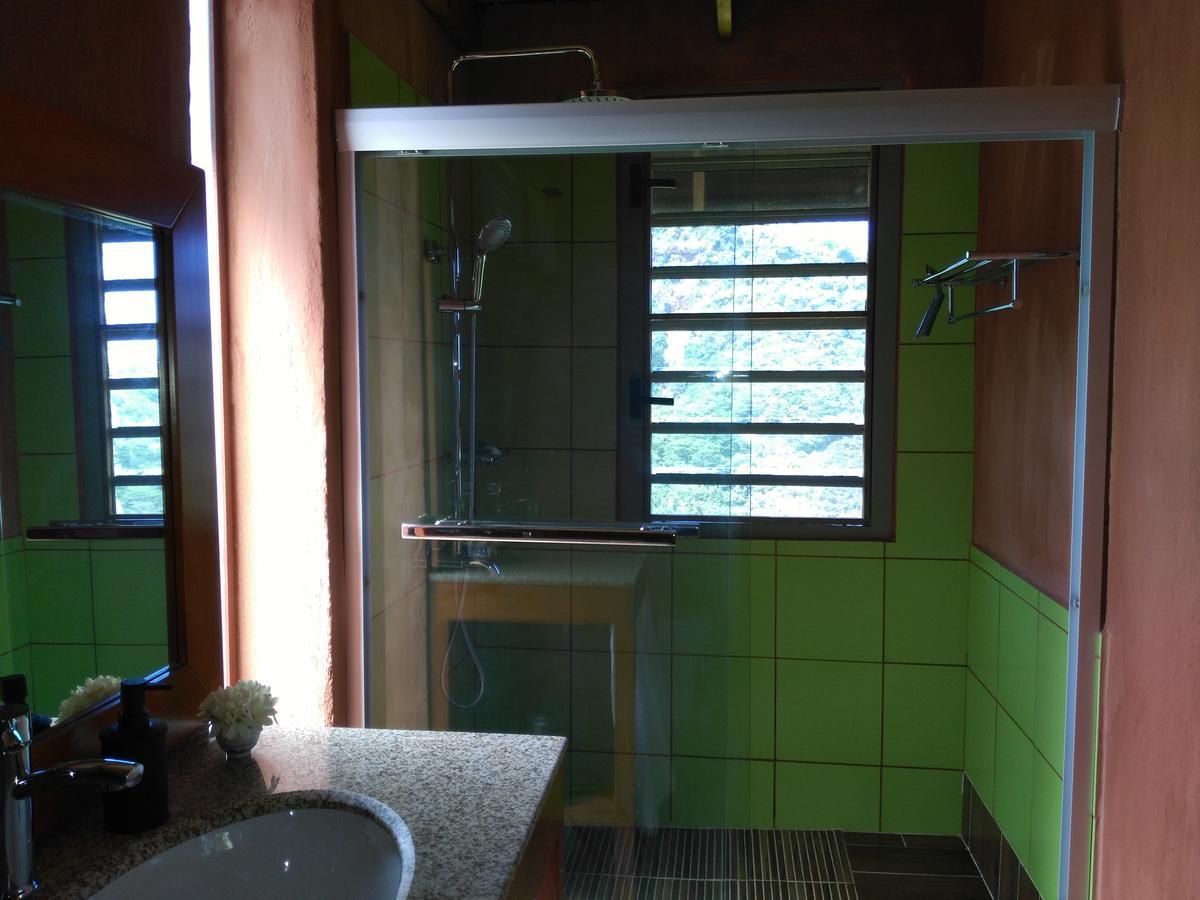 Pension Villa Enata Atuona Exteriör bild